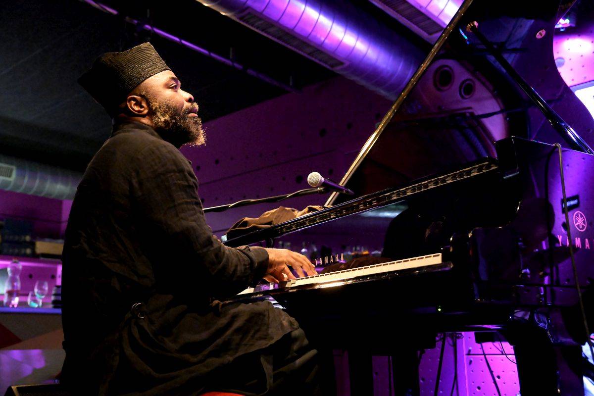 Nduduzo Makhathini Trio se v Jazz Docku představilo pražskému publiku