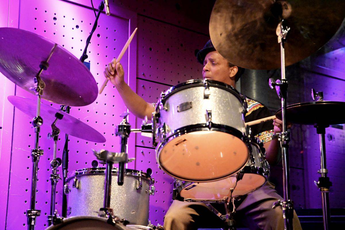 Nduduzo Makhathini Trio se v Jazz Docku představilo pražskému publiku