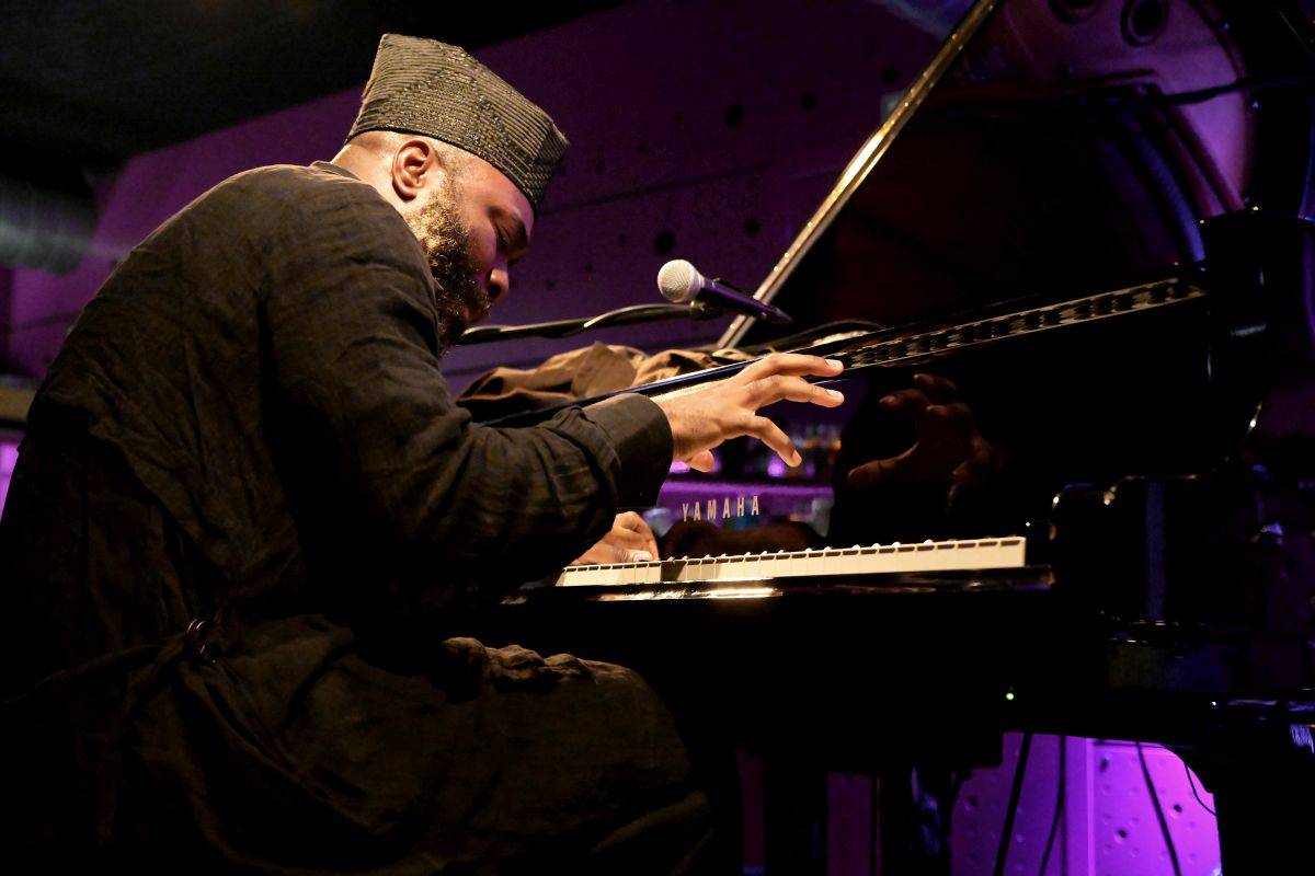 Nduduzo Makhathini Trio se v Jazz Docku představilo pražskému publiku