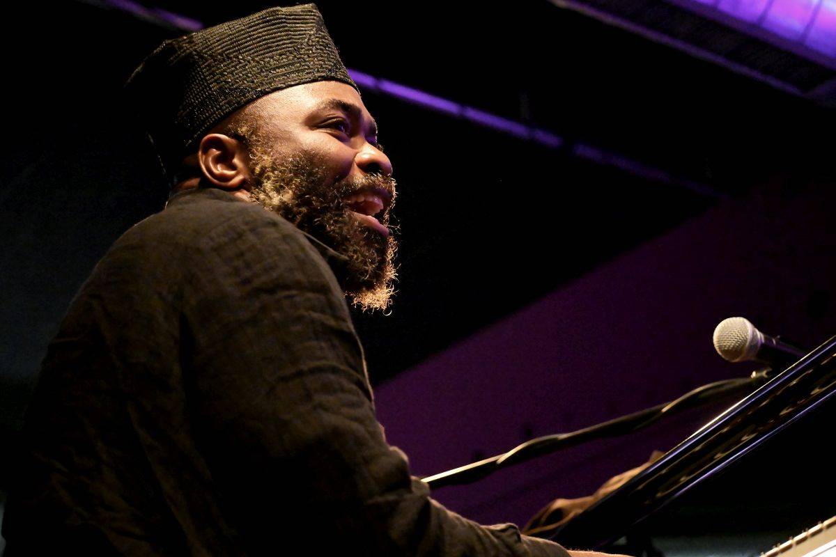 Nduduzo Makhathini Trio se v Jazz Docku představilo pražskému publiku