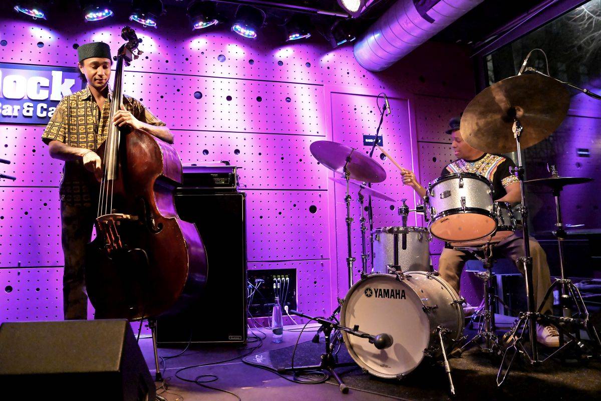 Nduduzo Makhathini Trio se v Jazz Docku představilo pražskému publiku