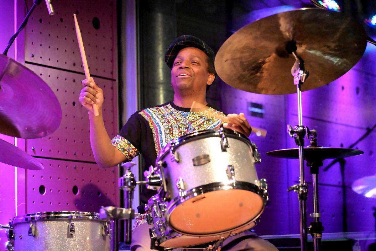 Nduduzo Makhathini Trio se v Jazz Docku představilo pražskému publiku