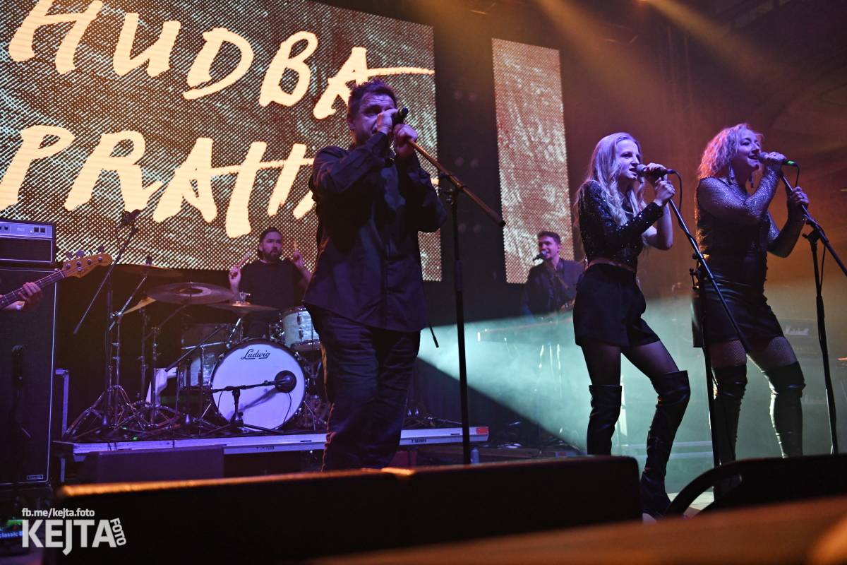 Jasná Páka a Hudba Praha vzpomínaly na Michala Ambrože, v Lucerně oslavily jeho sedmdesátiny