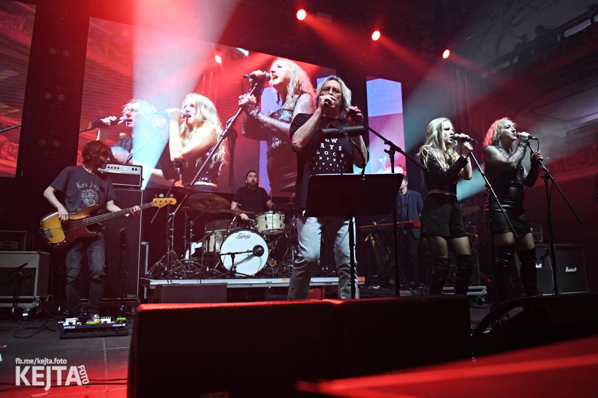 Jasná Páka a Hudba Praha vzpomínaly na Michala Ambrože, v Lucerně oslavily jeho sedmdesátiny