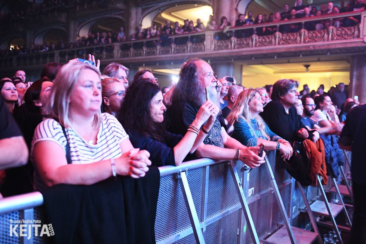 Jasná Páka a Hudba Praha vzpomínaly na Michala Ambrože, v Lucerně oslavily jeho sedmdesátiny