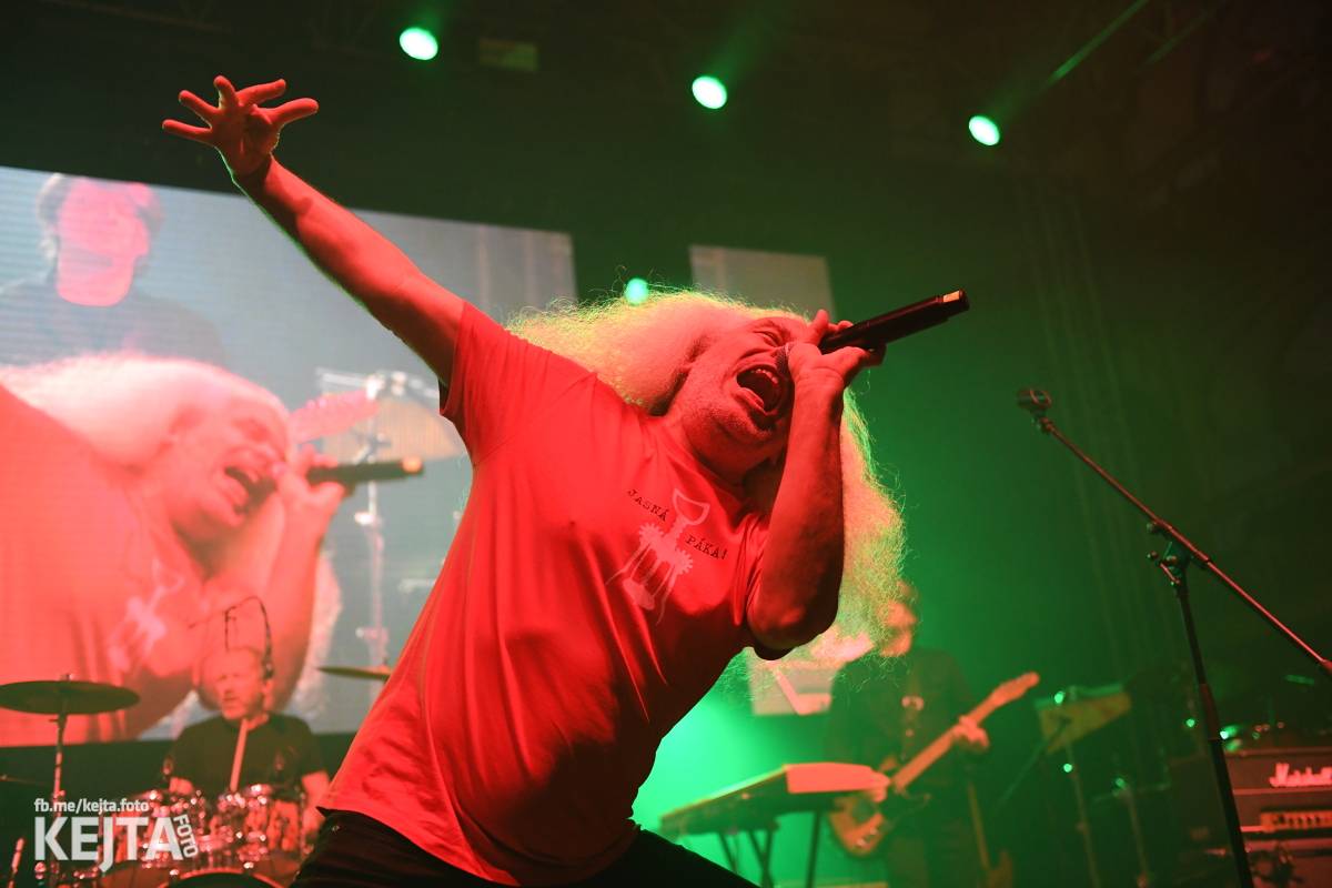 Jasná Páka a Hudba Praha vzpomínaly na Michala Ambrože, v Lucerně oslavily jeho sedmdesátiny