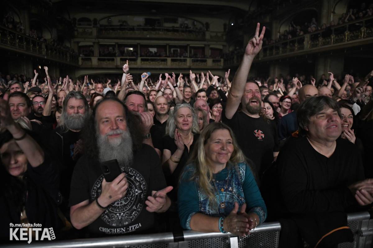Jasná Páka a Hudba Praha vzpomínaly na Michala Ambrože, v Lucerně oslavily jeho sedmdesátiny