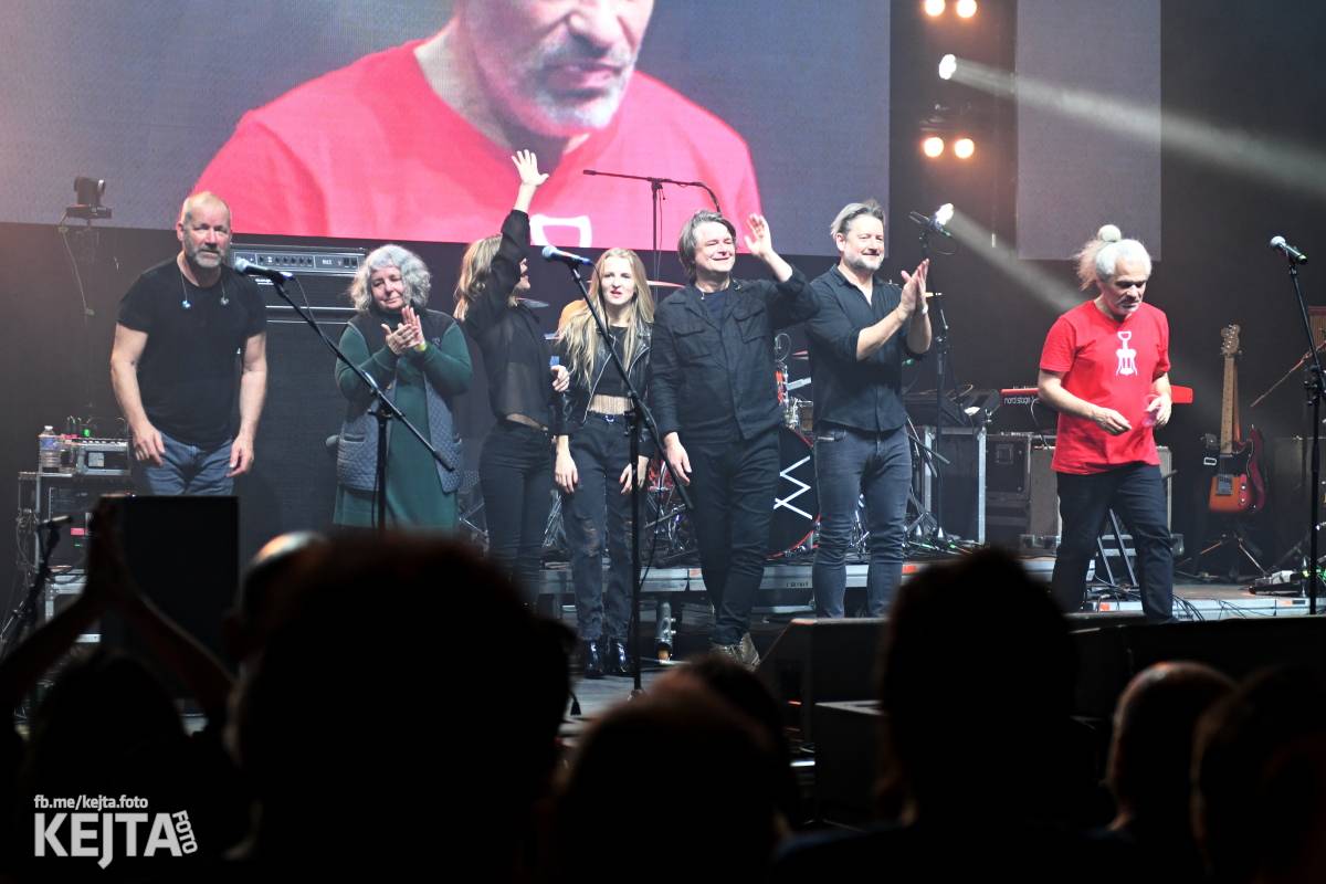 Jasná Páka a Hudba Praha vzpomínaly na Michala Ambrože, v Lucerně oslavily jeho sedmdesátiny