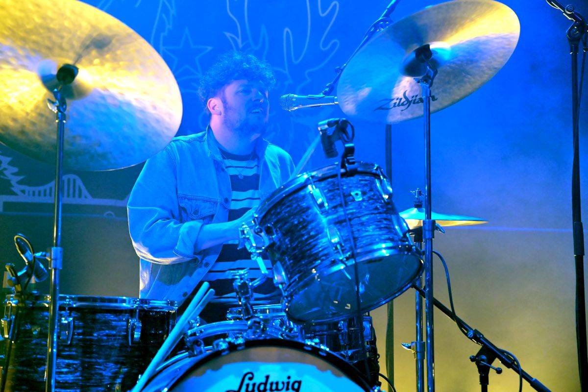 Karlínské Kasárny zažili pravý irský mejdan se Skinny Lister