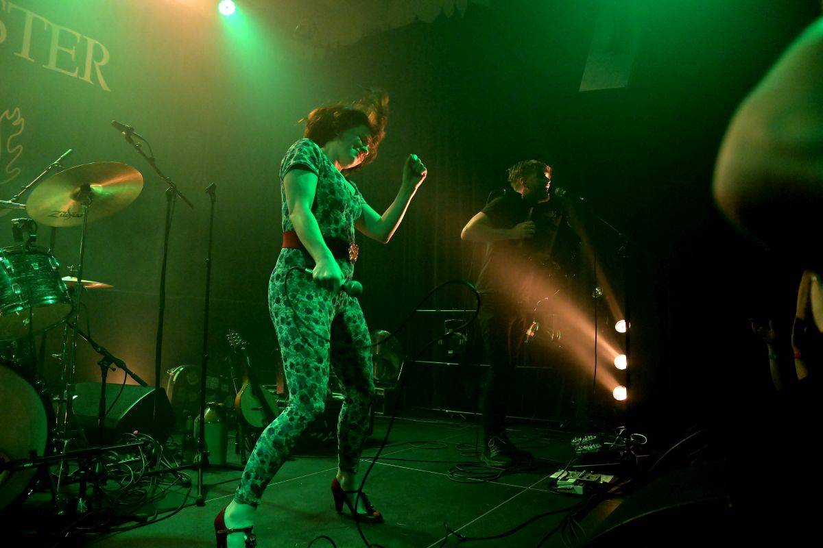 Karlínské Kasárny zažili pravý irský mejdan se Skinny Lister