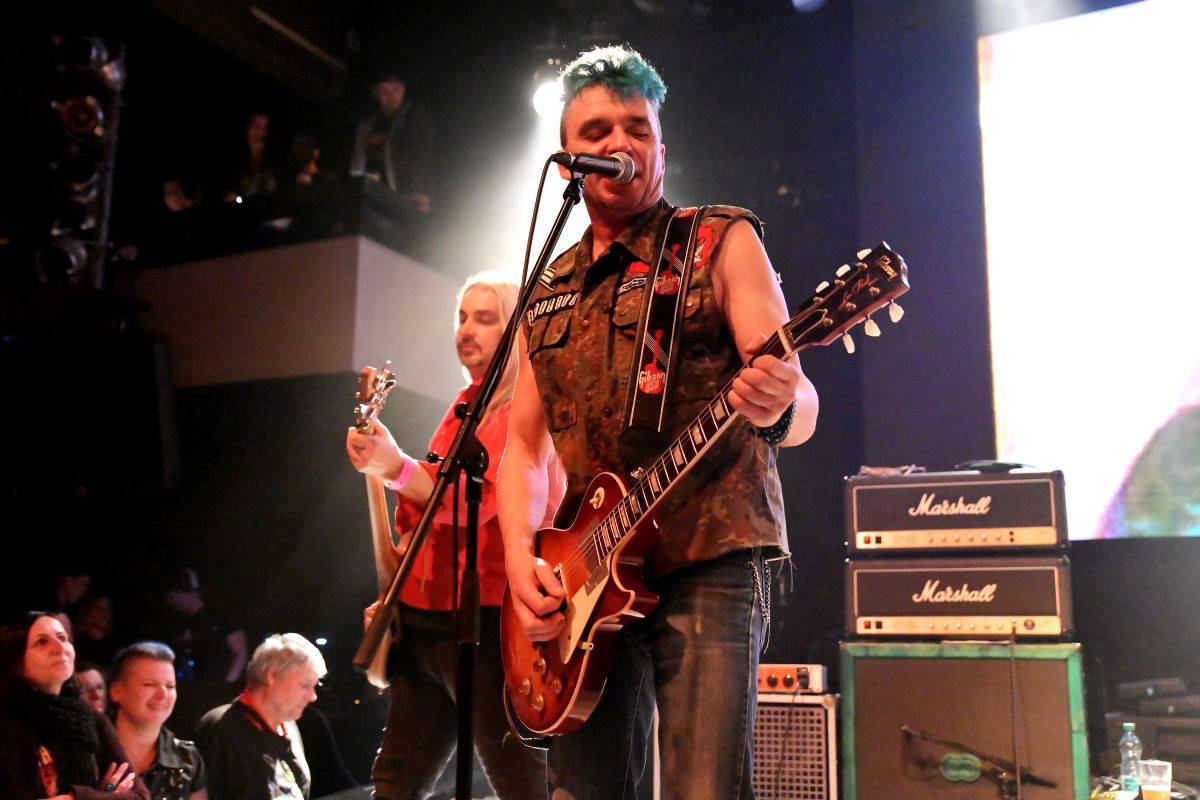 Plexis oslavili 40 let na scéně. Se spoustou přátel vzpomínali na Petra Hoška