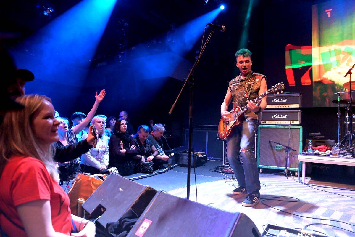 Plexis oslavili 40 let na scéně. Se spoustou přátel vzpomínali na Petra Hoška