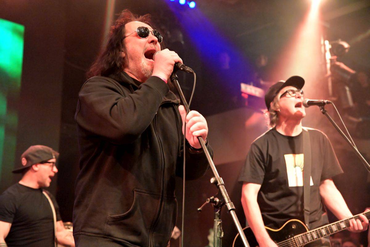 Plexis oslavili 40 let na scéně. Se spoustou přátel vzpomínali na Petra Hoška