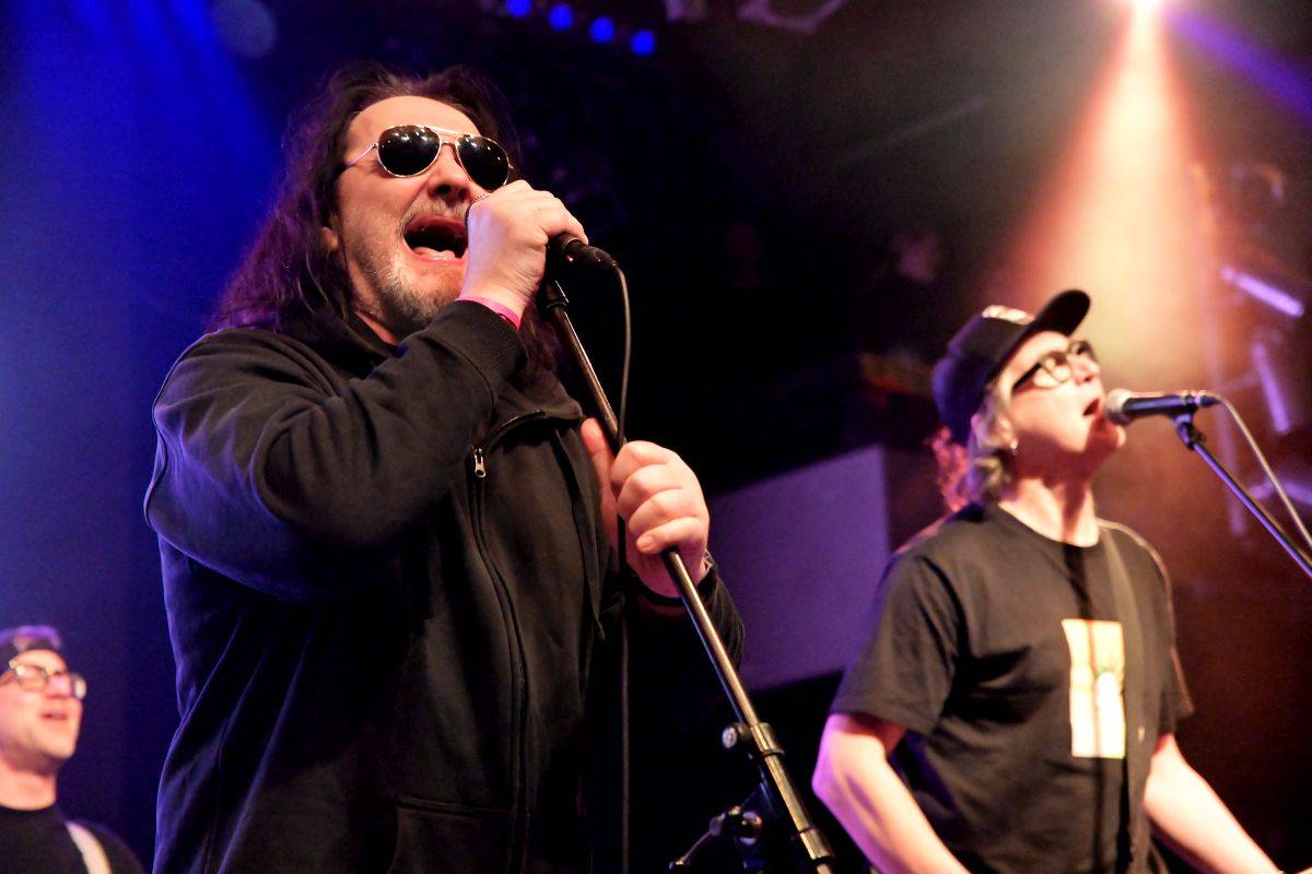 Plexis oslavili 40 let na scéně. Se spoustou přátel vzpomínali na Petra Hoška