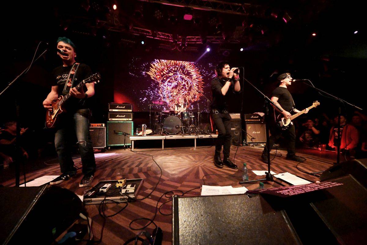 Plexis oslavili 40 let na scéně. Se spoustou přátel vzpomínali na Petra Hoška