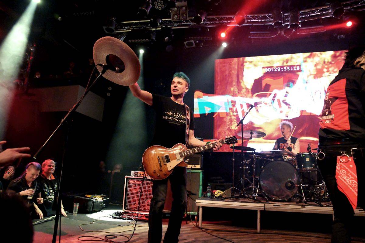 Plexis oslavili 40 let na scéně. Se spoustou přátel vzpomínali na Petra Hoška