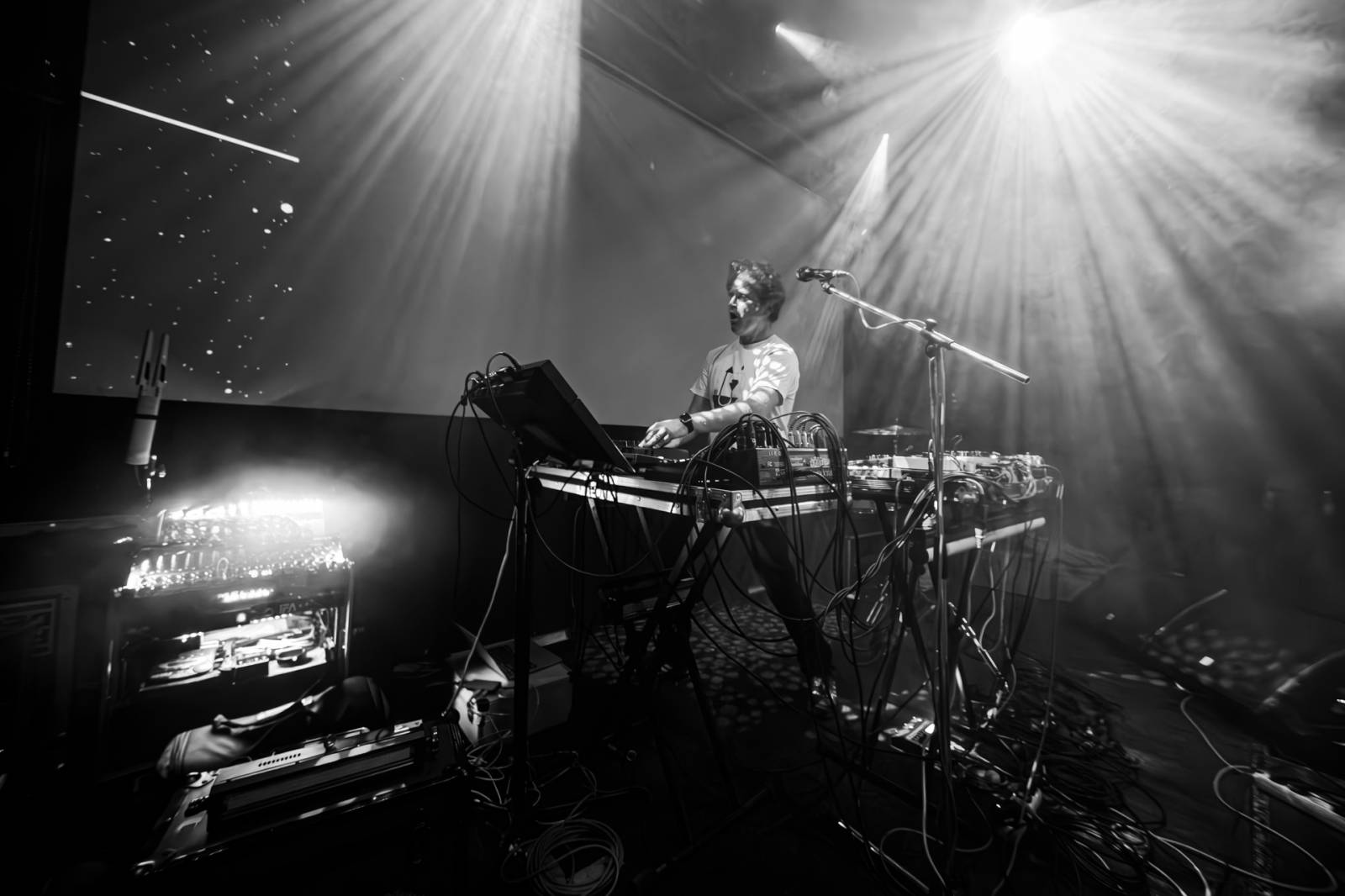 DJ Ventolin potěšil a zahřál vyprodaný Anděl v Plzni