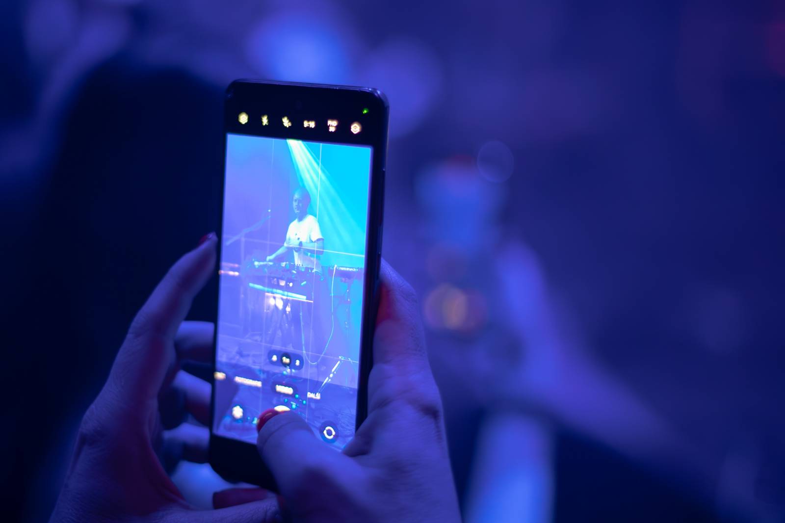 DJ Ventolin potěšil a zahřál vyprodaný Anděl v Plzni