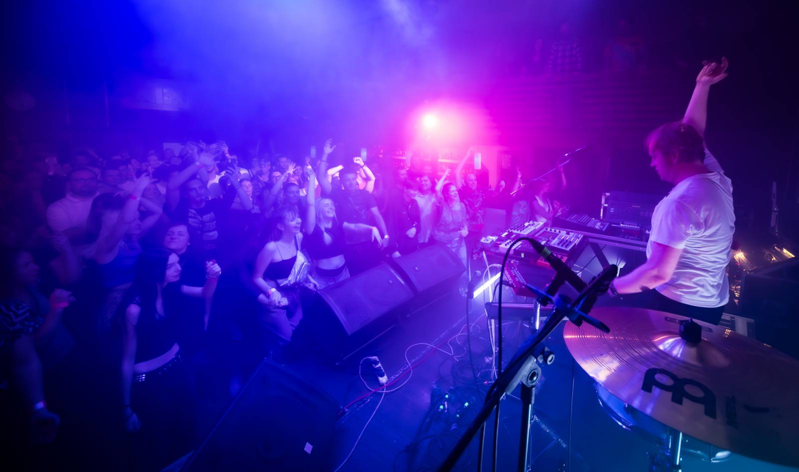 DJ Ventolin potěšil a zahřál vyprodaný Anděl v Plzni