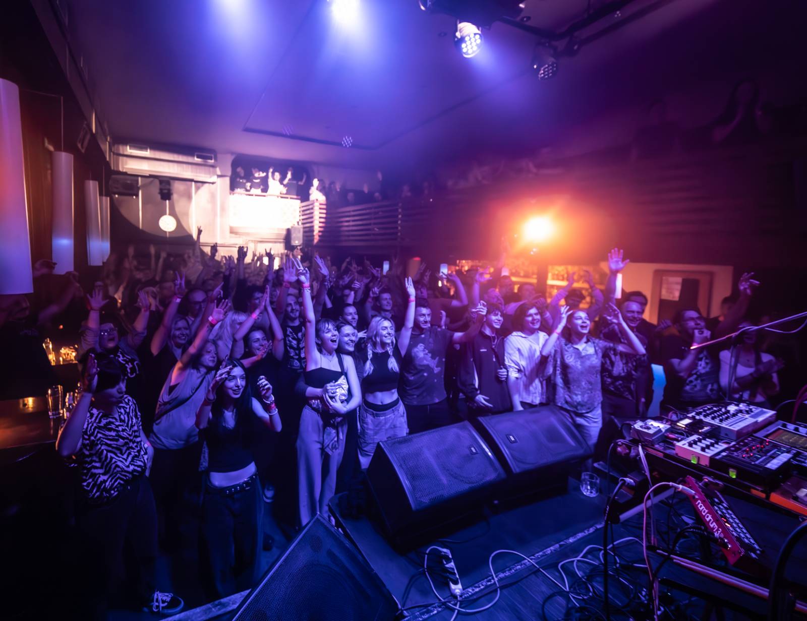 DJ Ventolin potěšil a zahřál vyprodaný Anděl v Plzni