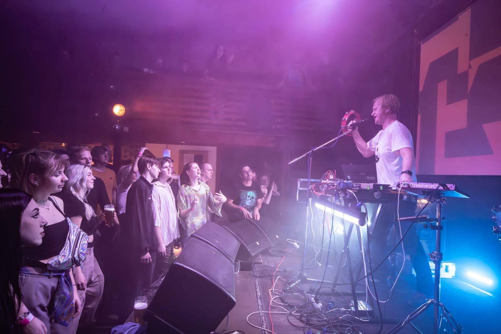 DJ Ventolin potěšil a zahřál vyprodaný Anděl v Plzni