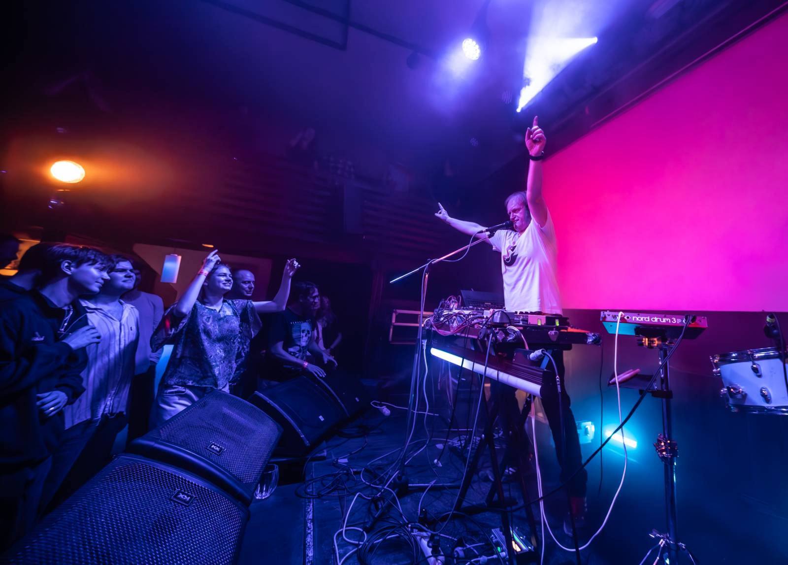 DJ Ventolin potěšil a zahřál vyprodaný Anděl v Plzni