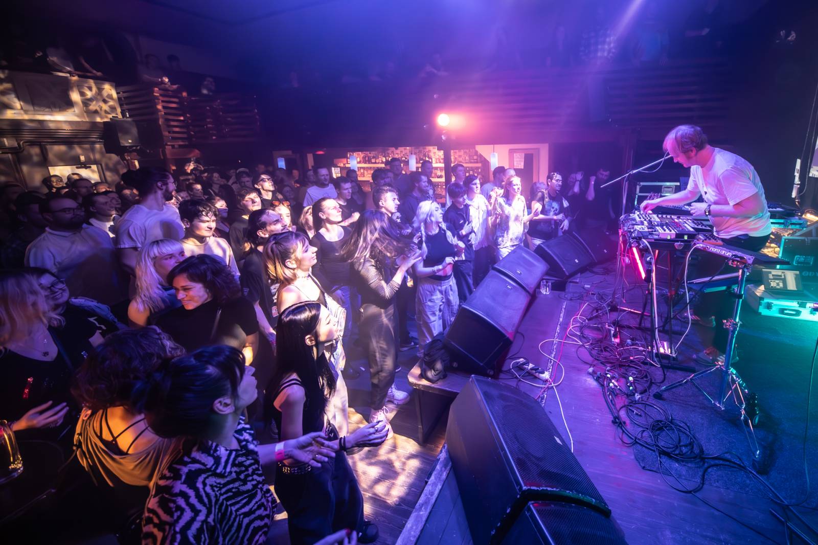 DJ Ventolin potěšil a zahřál vyprodaný Anděl v Plzni