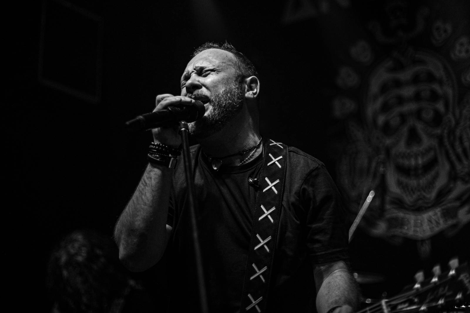 Anymen v Plzni rozsvítili Pod lampou