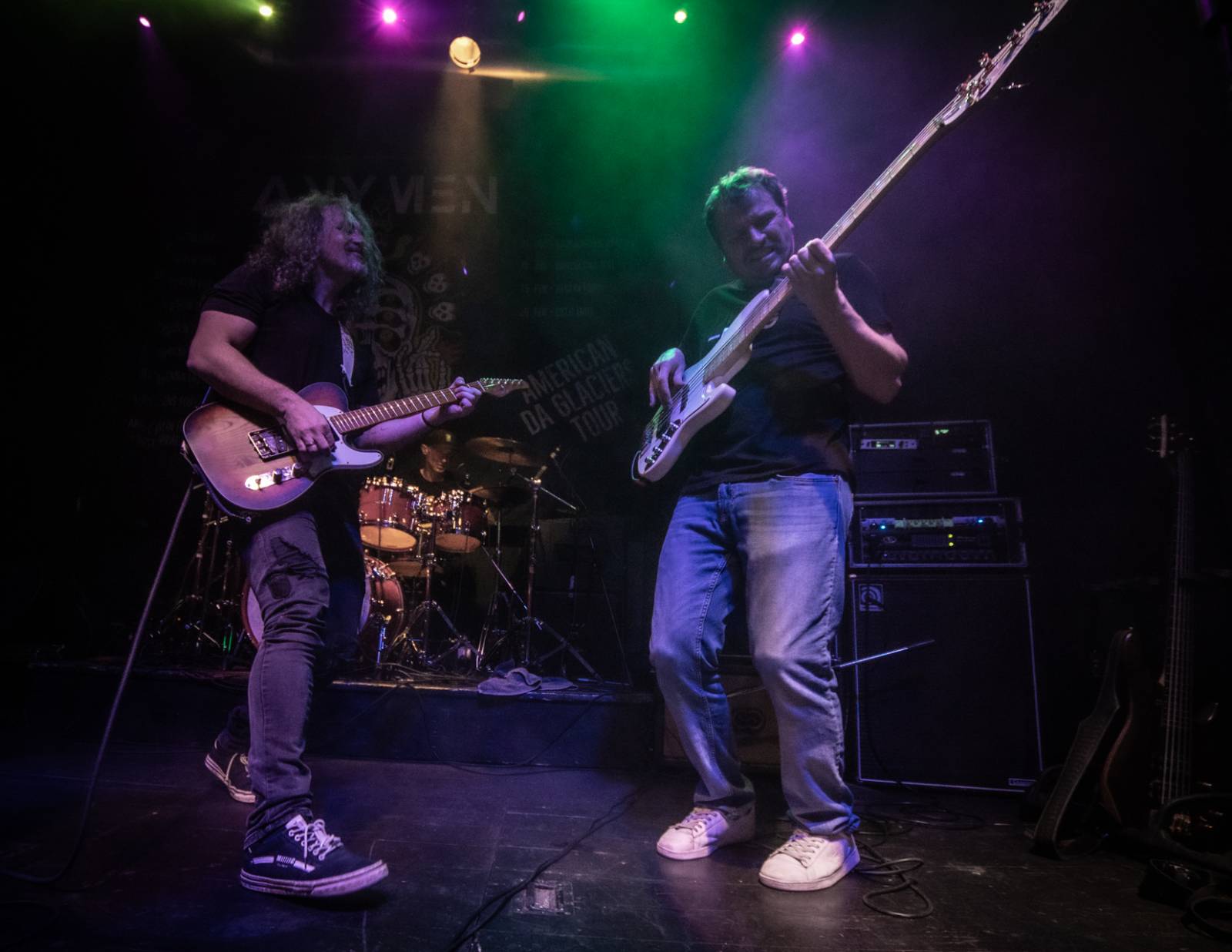 Anymen v Plzni rozsvítili Pod lampou