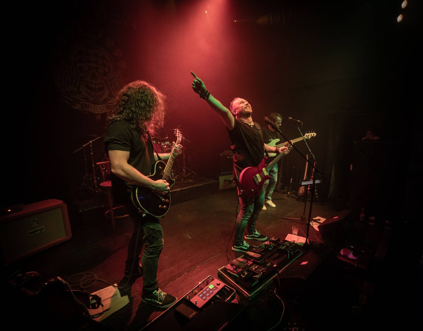 Anymen v Plzni rozsvítili Pod lampou