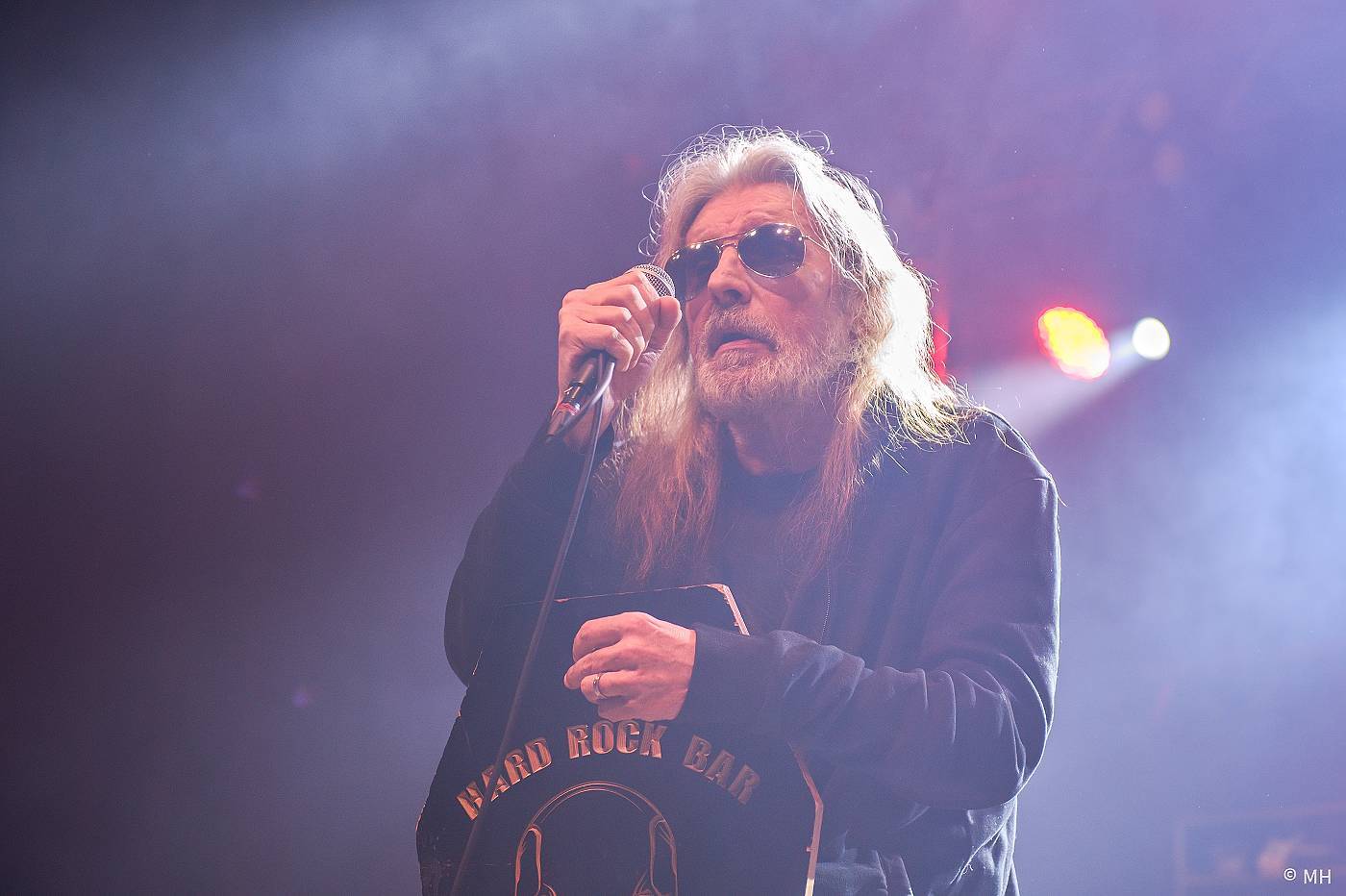 Aleš Brichta slaví 40 let na scéně. Šňůru s Alkeholem a Hattrickem zakončil v Plzni