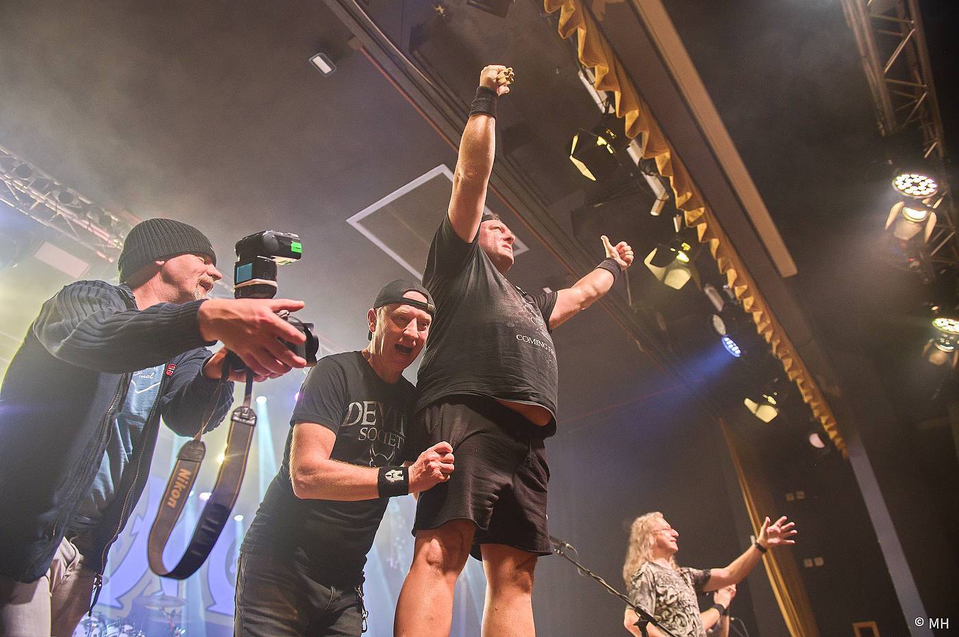 Aleš Brichta slaví 40 let na scéně. Šňůru s Alkeholem a Hattrickem zakončil v Plzni