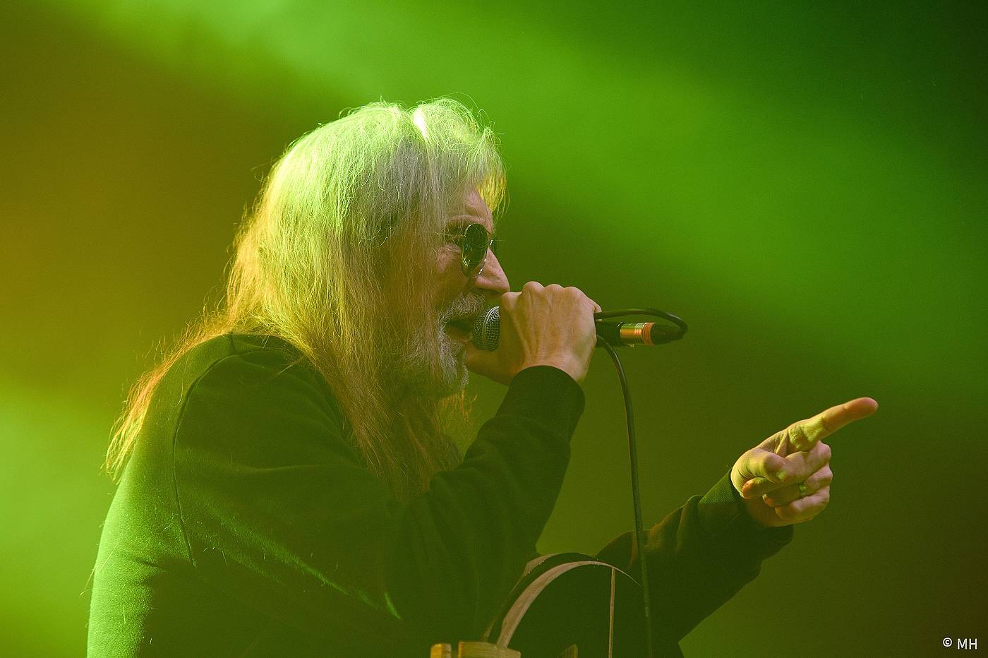 Aleš Brichta slaví 40 let na scéně. Šňůru s Alkeholem a Hattrickem zakončil v Plzni