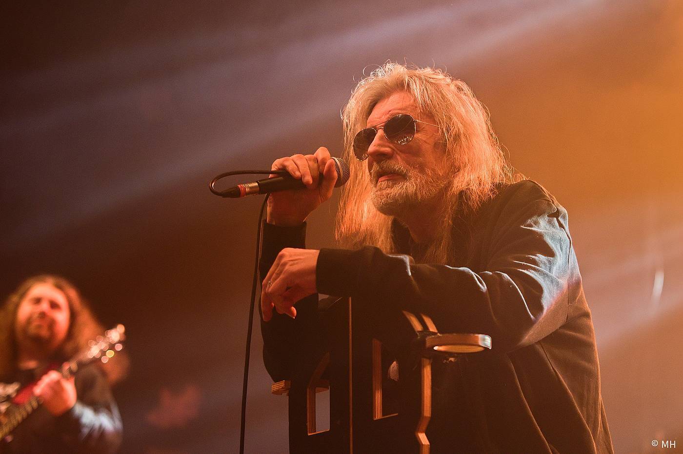 Aleš Brichta slaví 40 let na scéně. Šňůru s Alkeholem a Hattrickem zakončil v Plzni