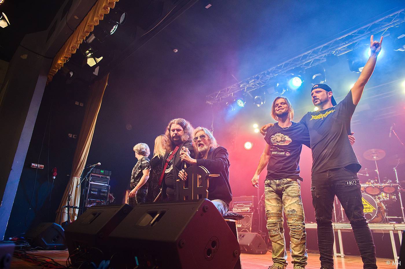 Aleš Brichta slaví 40 let na scéně. Šňůru s Alkeholem a Hattrickem zakončil v Plzni