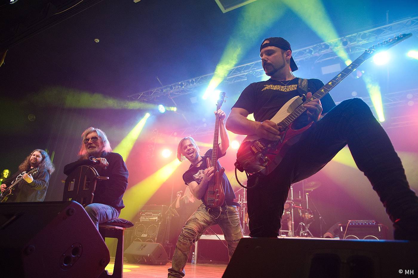 Aleš Brichta slaví 40 let na scéně. Šňůru s Alkeholem a Hattrickem zakončil v Plzni