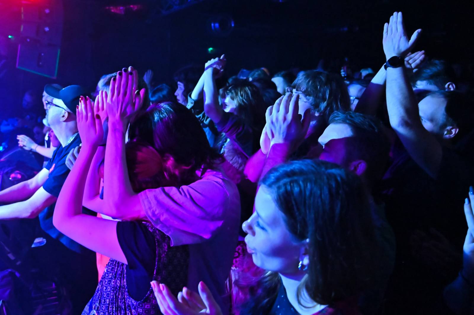 Melancholický Valentýn. Vypsaná fiXa v Rock Café odehrála krásně smutný koncert