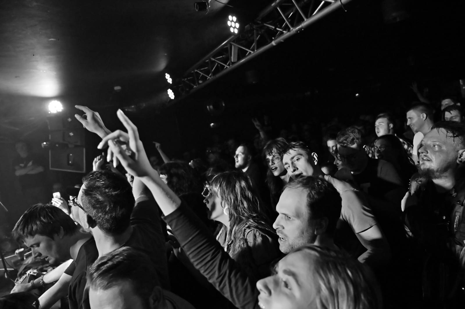 Melancholický Valentýn. Vypsaná fiXa v Rock Café odehrála krásně smutný koncert