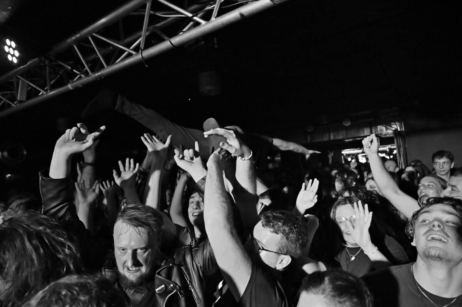 Melancholický Valentýn. Vypsaná fiXa v Rock Café odehrála krásně smutný koncert