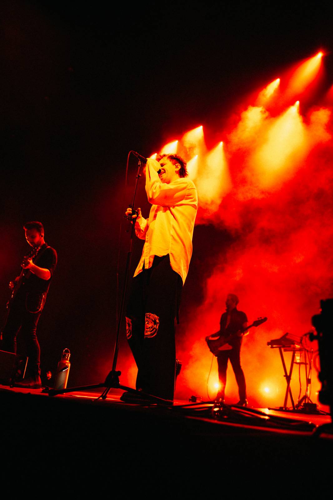 Nothing But Thieves se vrátili do Prahy. I přes vypadnutý zvuk předvedli skvělou show