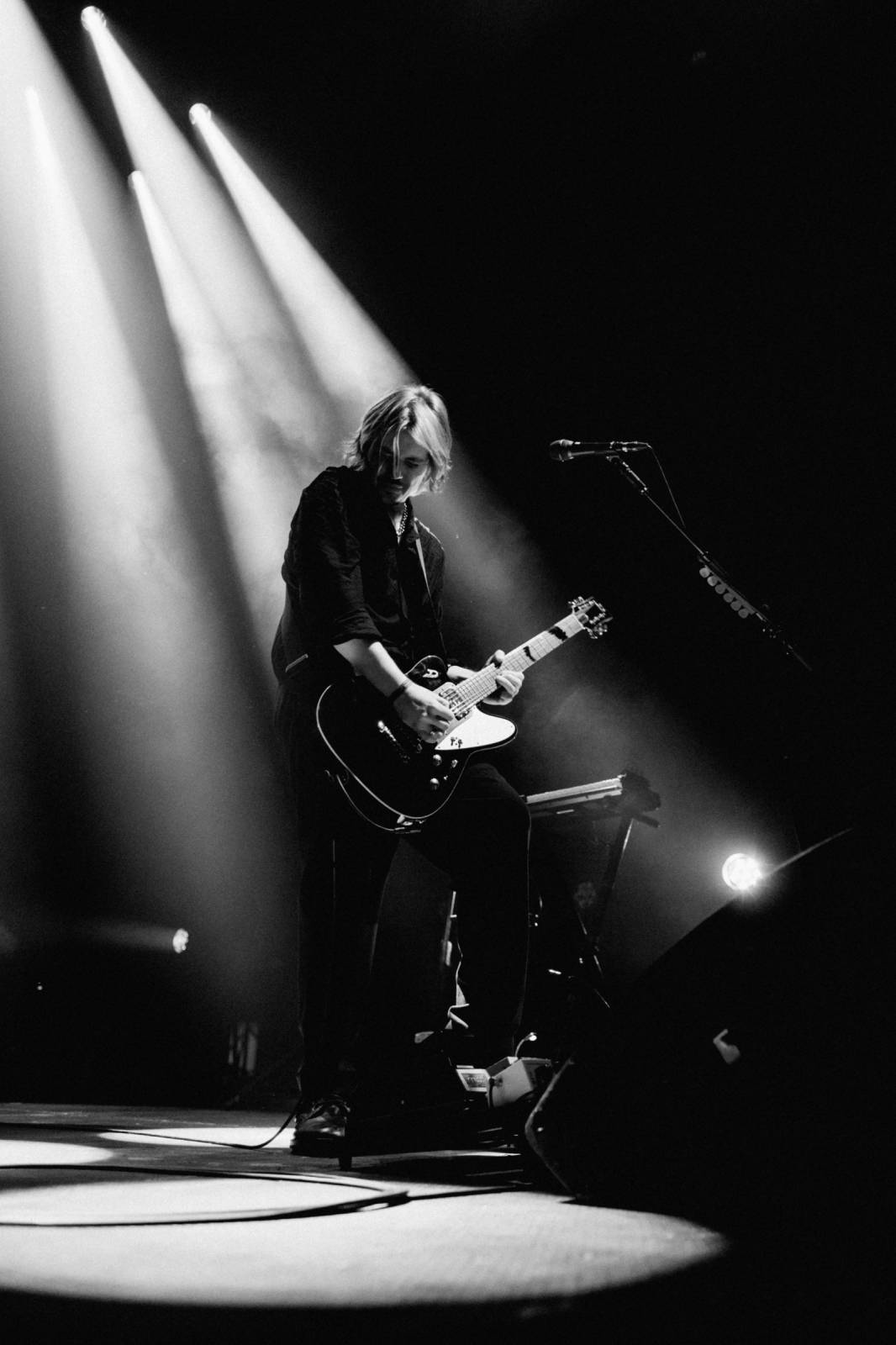 Nothing But Thieves se vrátili do Prahy. I přes vypadnutý zvuk předvedli skvělou show