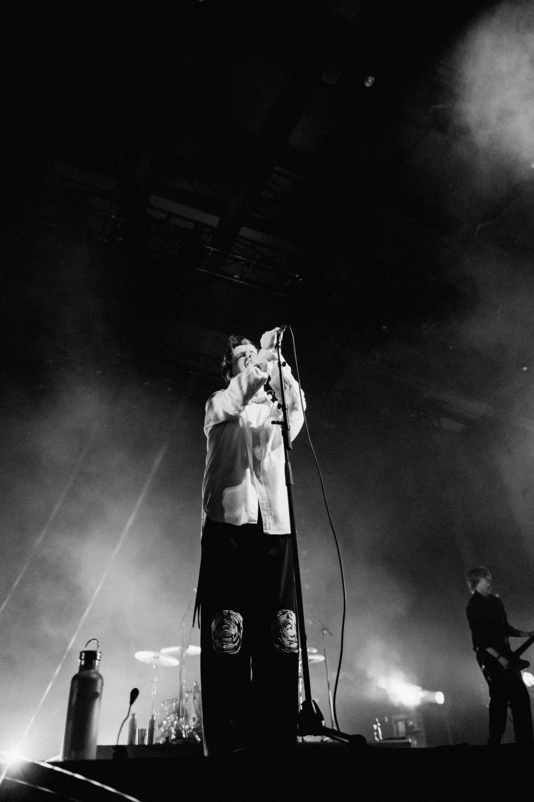 Nothing But Thieves se vrátili do Prahy. I přes vypadnutý zvuk předvedli skvělou show