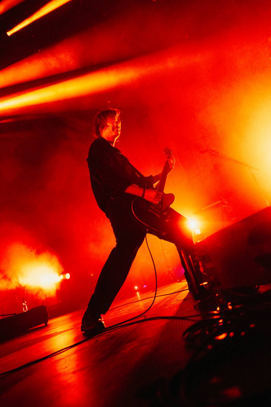 Nothing But Thieves se vrátili do Prahy. I přes vypadnutý zvuk předvedli skvělou show