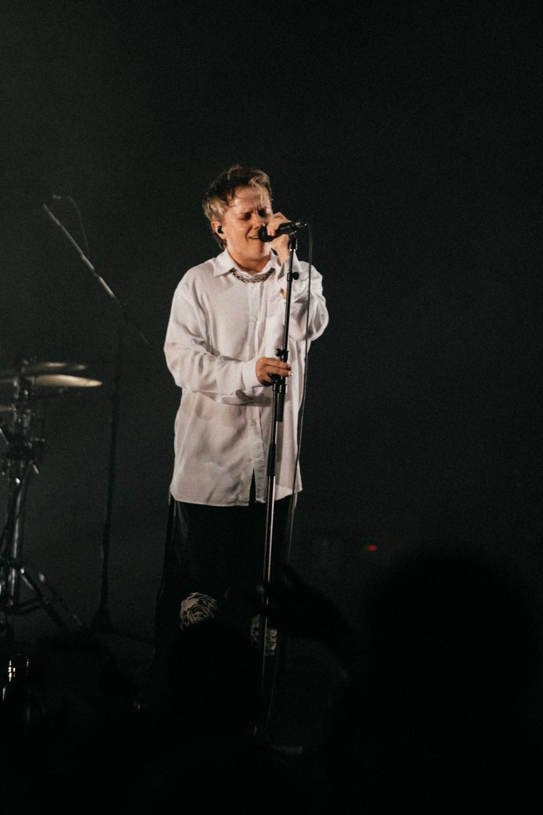Nothing But Thieves se vrátili do Prahy. I přes vypadnutý zvuk předvedli skvělou show