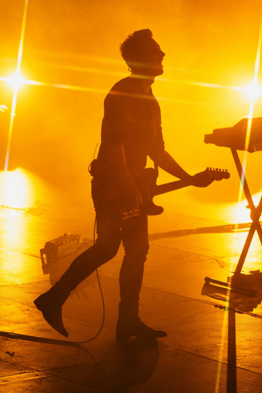 Nothing But Thieves se vrátili do Prahy. I přes vypadnutý zvuk předvedli skvělou show