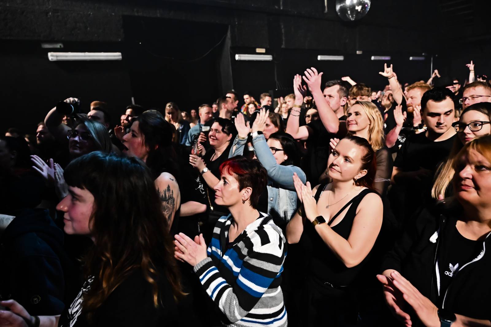 Civilní Obrana oslavila v Brně plnoletost, přála jí herečka Denisa Nesvačilová