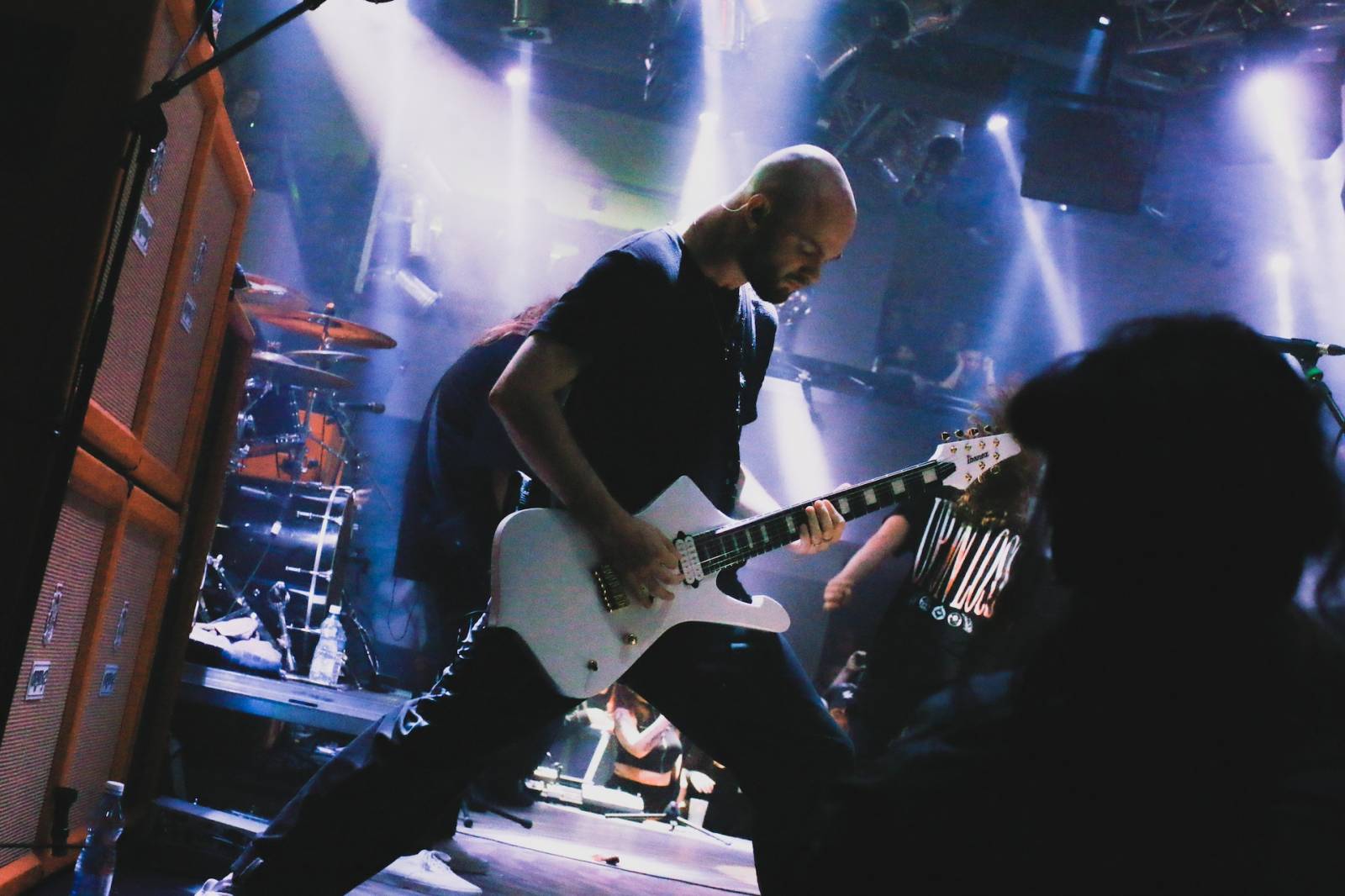 Moshovačka pod taktovkou Knocked Loose otřásla Lucerna Music Barem