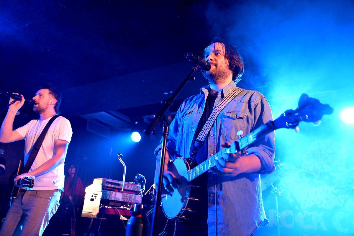 Pražským Rock Café zněly námořnické písně bristolských The Longest Johns