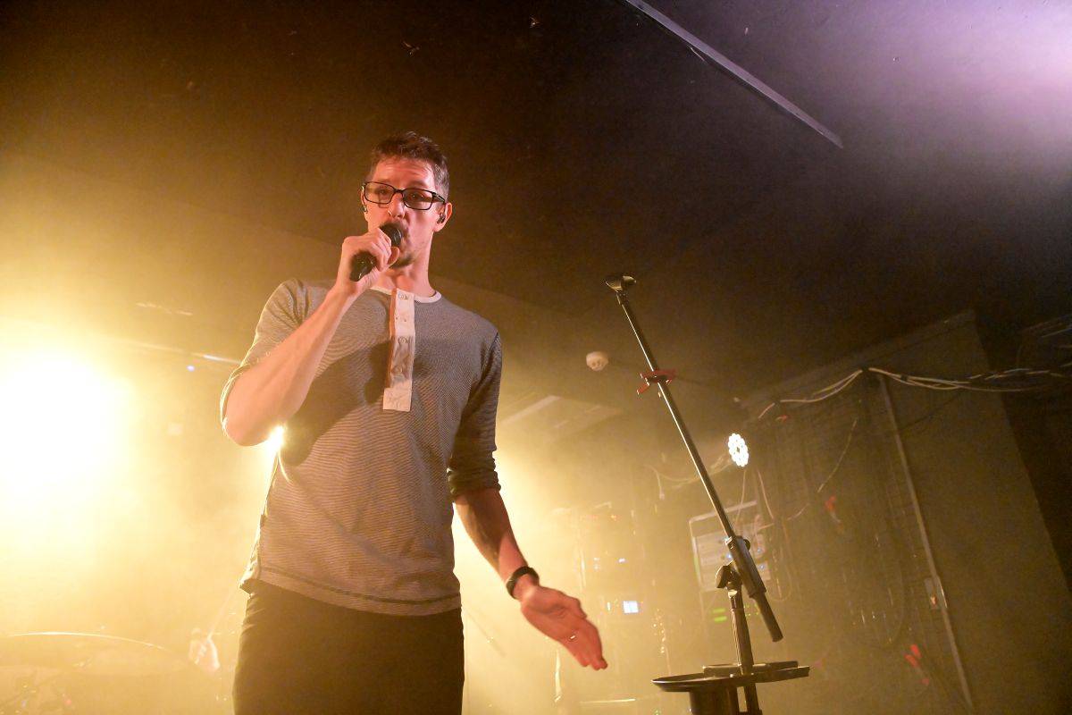 Pražským Rock Café zněly námořnické písně bristolských The Longest Johns