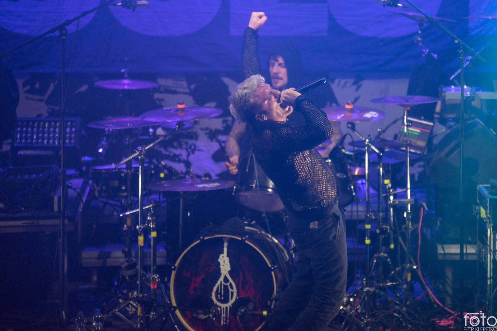 Suicide Silence a Lionheart rozburáceli Roxy